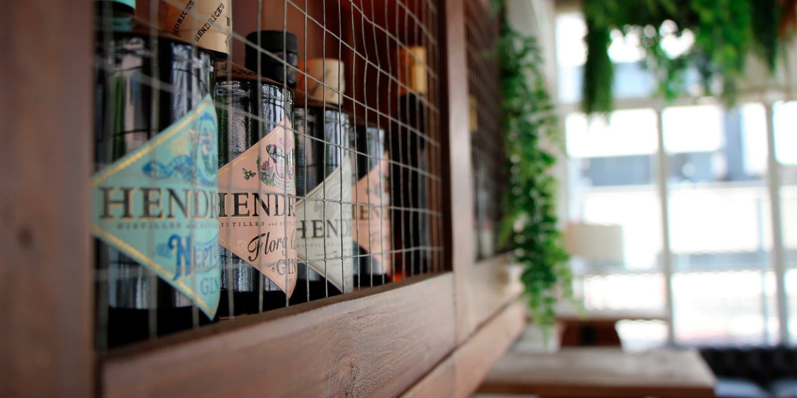 Botellas en la pared